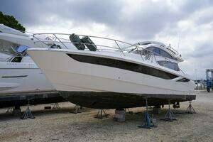 2017 Galeon 43 SKY thumbnail 3