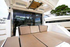 2017 Galeon 43 SKY thumbnail 13