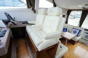2017 Galeon 43 SKY thumbnail 21