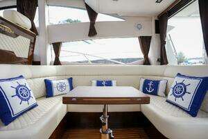 2017 Galeon 43 SKY thumbnail 16