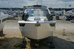 2017 Galeon 43 SKY thumbnail 5