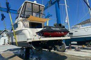1999 Sea Ray 480 Sedan Bridge thumbnail 4