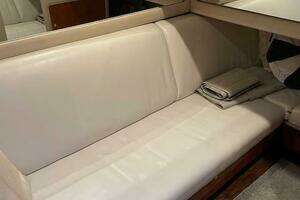 1999 Sea Ray 480 Sedan Bridge thumbnail 28