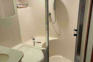 1999 Sea Ray 480 Sedan Bridge thumbnail 27