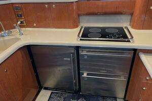 1999 Sea Ray 480 Sedan Bridge thumbnail 19