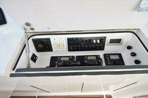 2003 Viking 45 Express thumbnail 13
