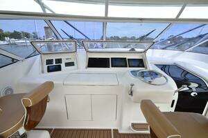 2003 Viking 45 Express thumbnail 9