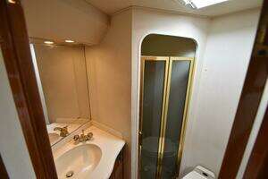 2003 Viking 45 Express thumbnail 35