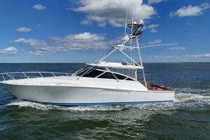 2003 Viking 45 Express thumbnail 1