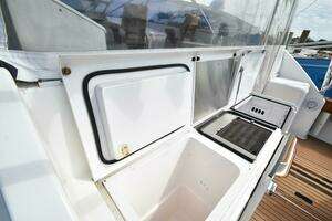 2003 Viking 45 Express thumbnail 46