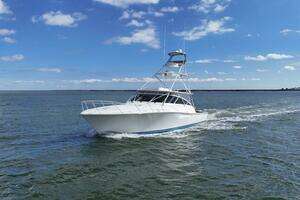 2003 Viking 45 Express thumbnail 4