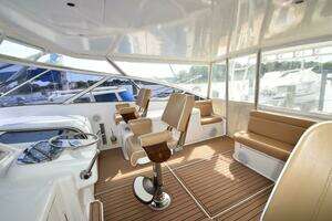 2003 Viking 45 Express thumbnail 10