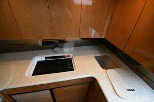 2003 Viking 45 Express thumbnail 28