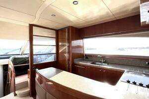 2008 Viking Princess 67 Flybridge thumbnail 7