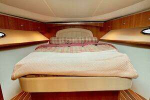 2007 Tiara Yachts 3600 Open thumbnail 25