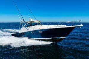  2020 Tiara Yachts 4300 Open Yacht For Sale in Plymouth WI
