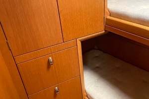 2003 Oyster Yachts thumbnail 35