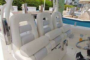 2013 Boston Whaler 370 Outrage thumbnail 17