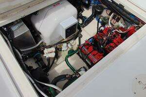 2013 Boston Whaler 370 Outrage thumbnail 29
