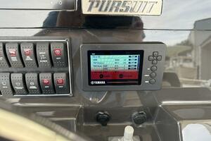 Salty Dogs 26ft Pursuit Yacht For Sale