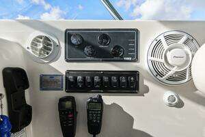 2007 Tiara Yachts 4200 Open thumbnail 32