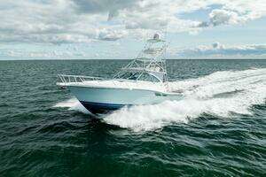 2007 Tiara Yachts 4200 Open thumbnail 12