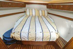 2007 Tiara Yachts 4200 Open thumbnail 38