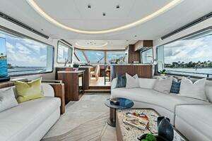 2024 Aquitalia Yachts Flybridge thumbnail 6