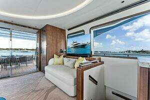 2024 Aquitalia Yachts Flybridge thumbnail 11