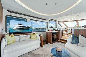 2024 Aquitalia Yachts Flybridge thumbnail 12