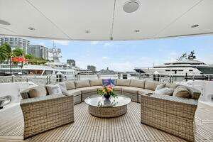 2010 Sunseeker 40m thumbnail 3