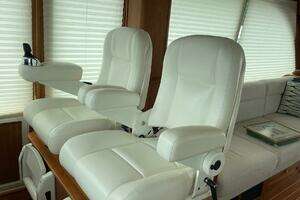 2021 Sabre 58 Salon Express thumbnail 21
