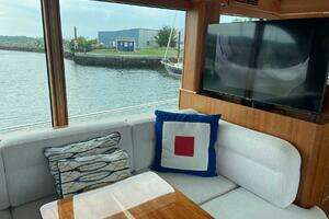 2021 Sabre 58 Salon Express thumbnail 10