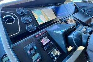 2020 Fairline Squadron thumbnail 59