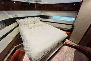 2020 Fairline Squadron thumbnail 24