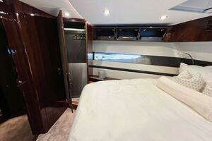 2020 Fairline Squadron thumbnail 27