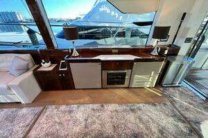 2020 Fairline Squadron thumbnail 18