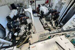 2020 Fairline Squadron thumbnail 77