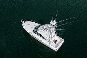 2012 Cabo 44 HTX thumbnail 10