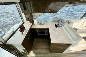 2020 Cruisers Yachts 50 Cantius thumbnail 10