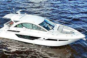 2020 Cruisers Yachts 50 Cantius thumbnail 54