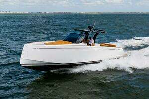 2021 Pardo Yachts P38 Yacht For Sale in Naples FL