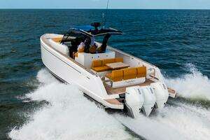  2021 Pardo Yachts P38 Yacht For Sale in Naples FL