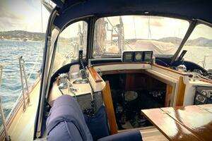 1995 Pacific Seacraft 37 thumbnail 13