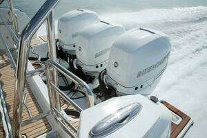 2025 Wellcraft 38 Explorer thumbnail 13