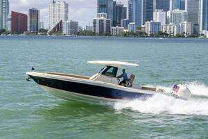  2022 Chris-Craft Catalina 34 Yacht For Sale in Miami FL