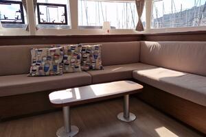 salon cofee table