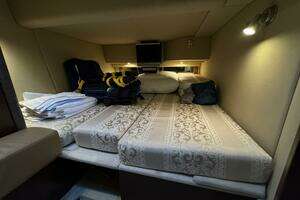 2007 Sea Ray 36 Sedan Bridge thumbnail 39