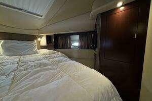 2007 Sea Ray 36 Sedan Bridge thumbnail 43