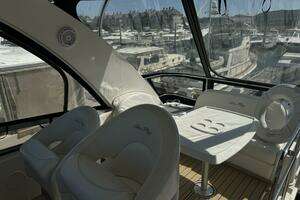 2007 Sea Ray 36 Sedan Bridge thumbnail 20